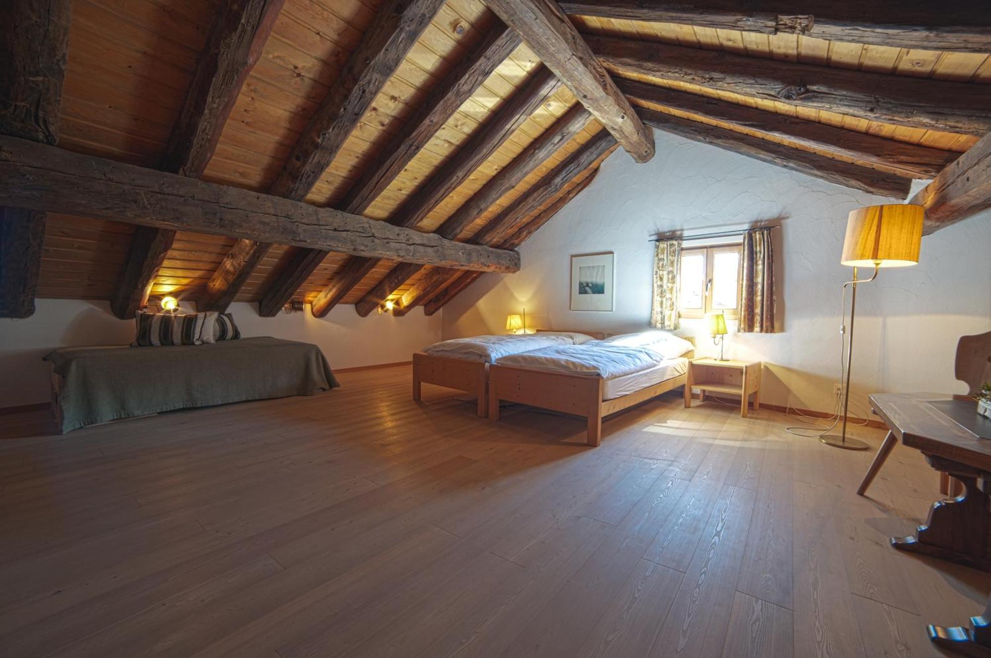 Chesa Michel Apartment Bever Room photo